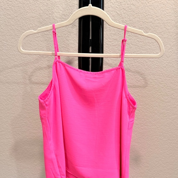 Top - Picture 2 of 2